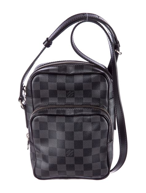 louis vuitton mens crossbody|louis vuitton messenger crossbody.